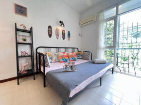 EE's Summer House - Homestay 3 min walk to beach